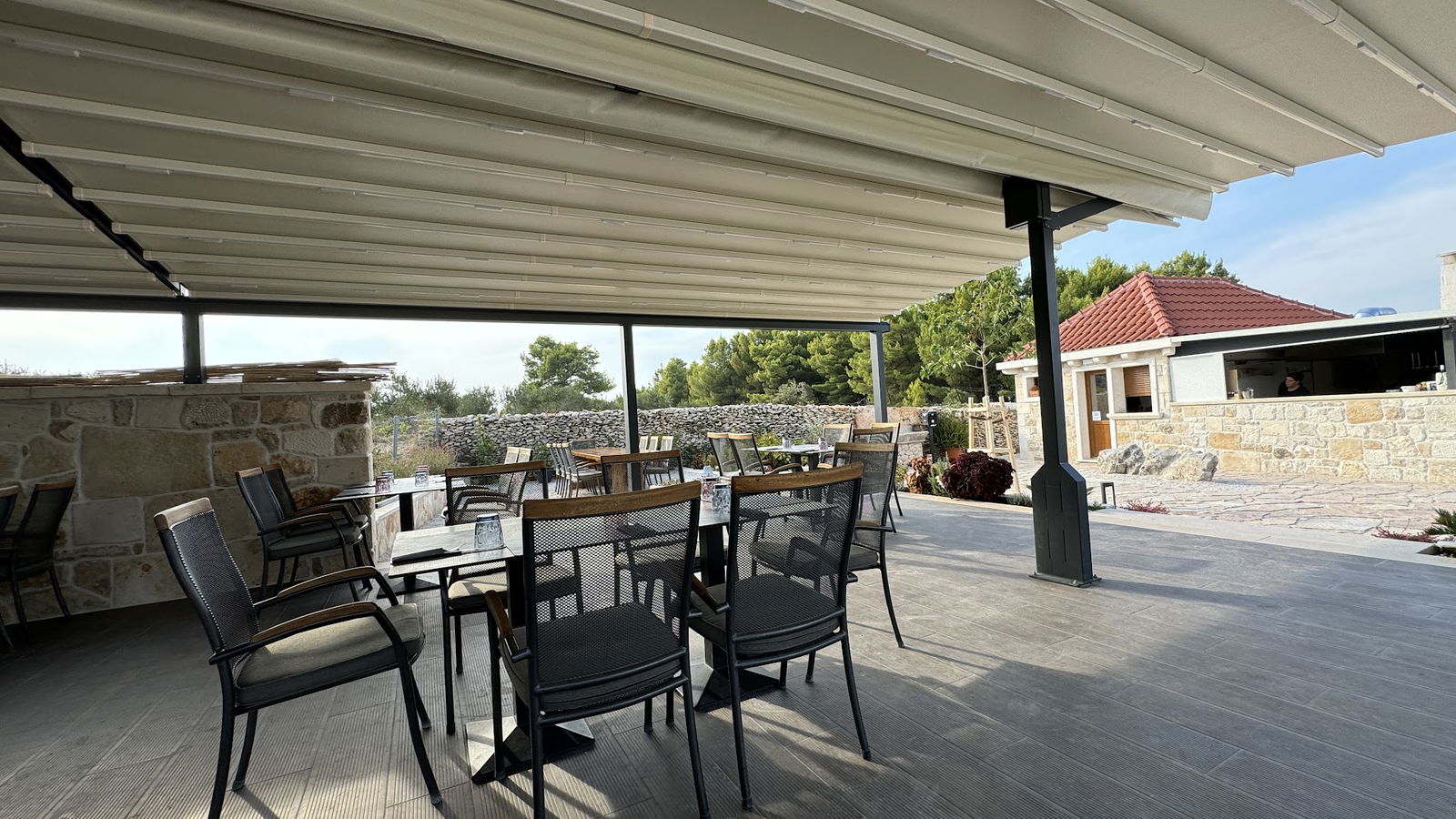 Restaurant Nona Roka