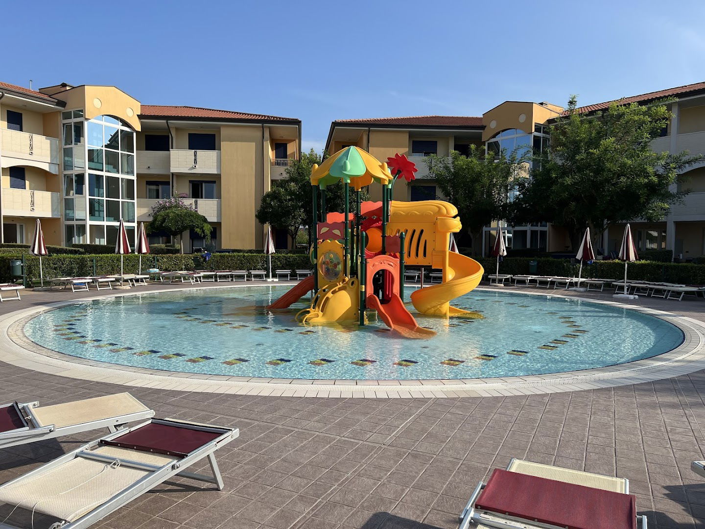 Wasserrutsche im Kinderpool