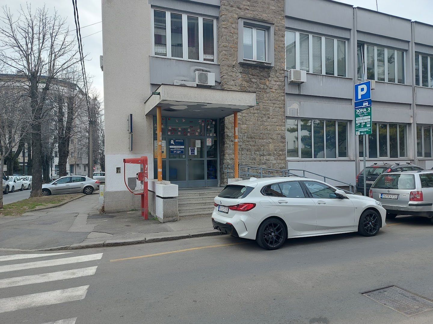 Експозитура Звездара - ЈКП "Инфостан технологије"