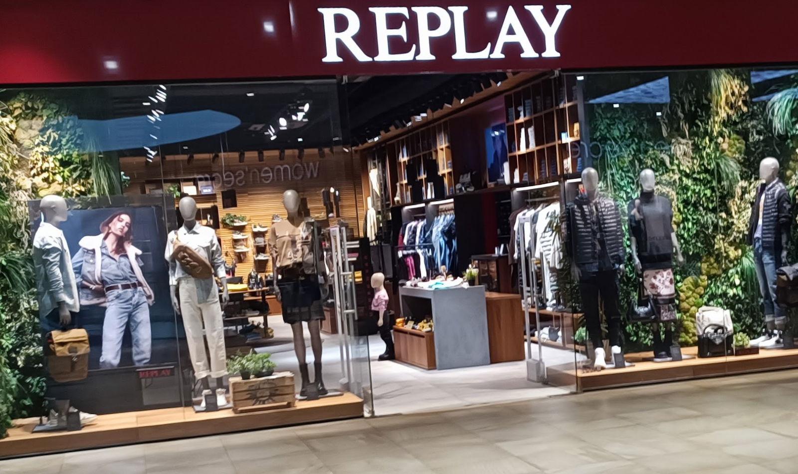 Replay Store