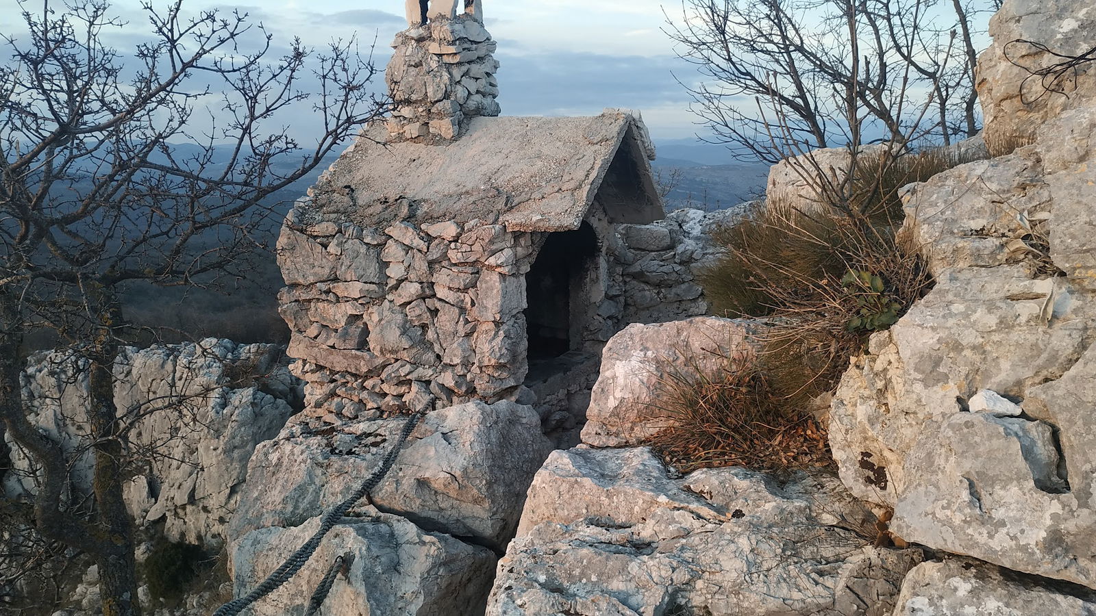 Orlovo gnijezdo - Planinarsko sklonište