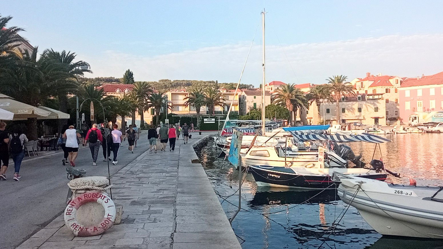 R&R Rent a boat and boat tours