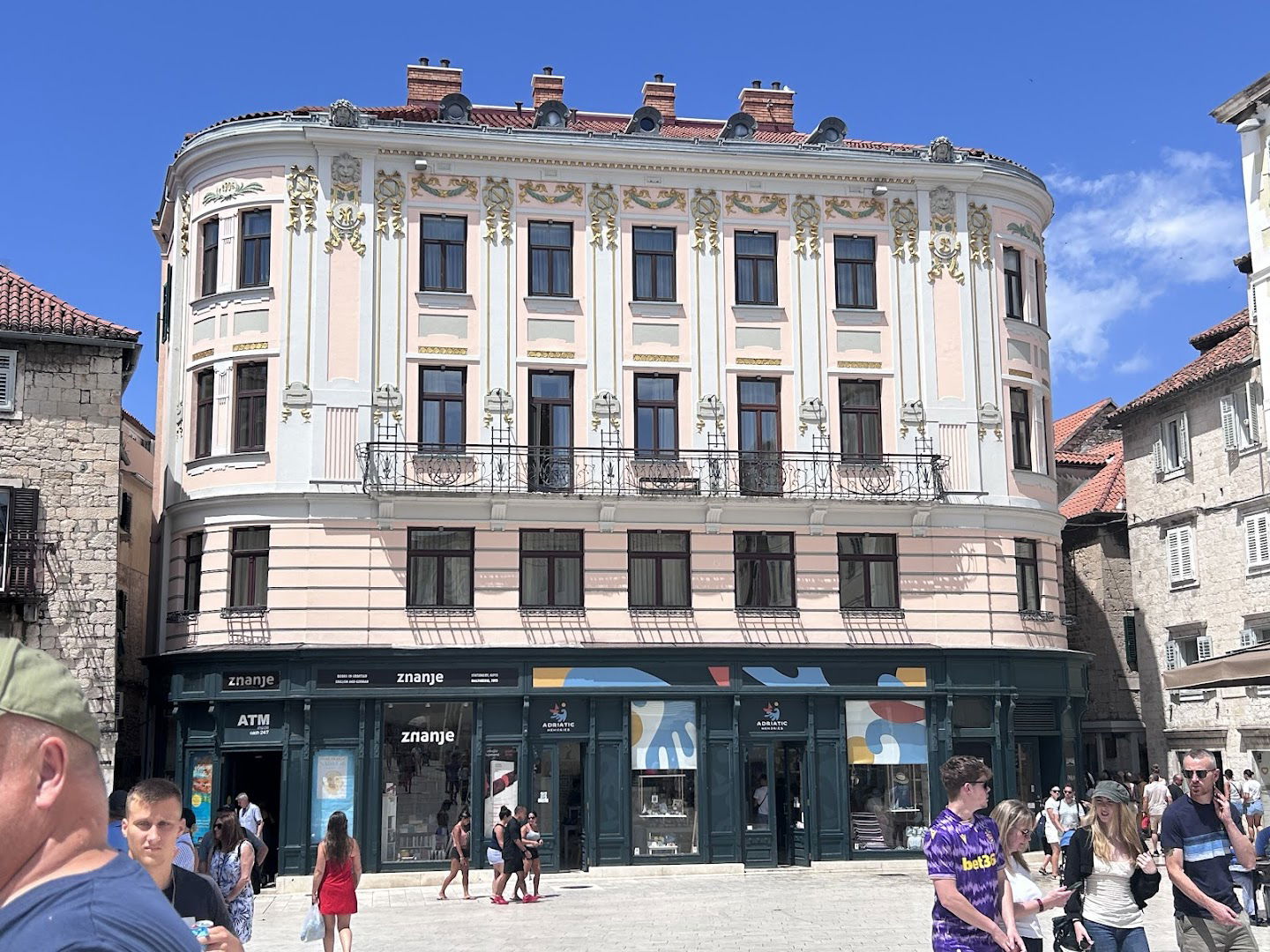 Apodos Travel Agency