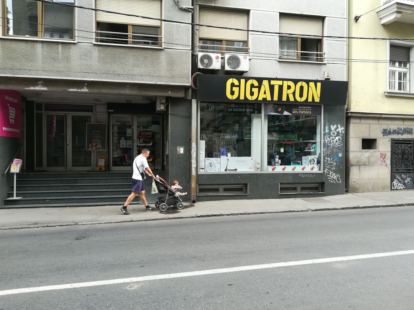 Gigatron G2