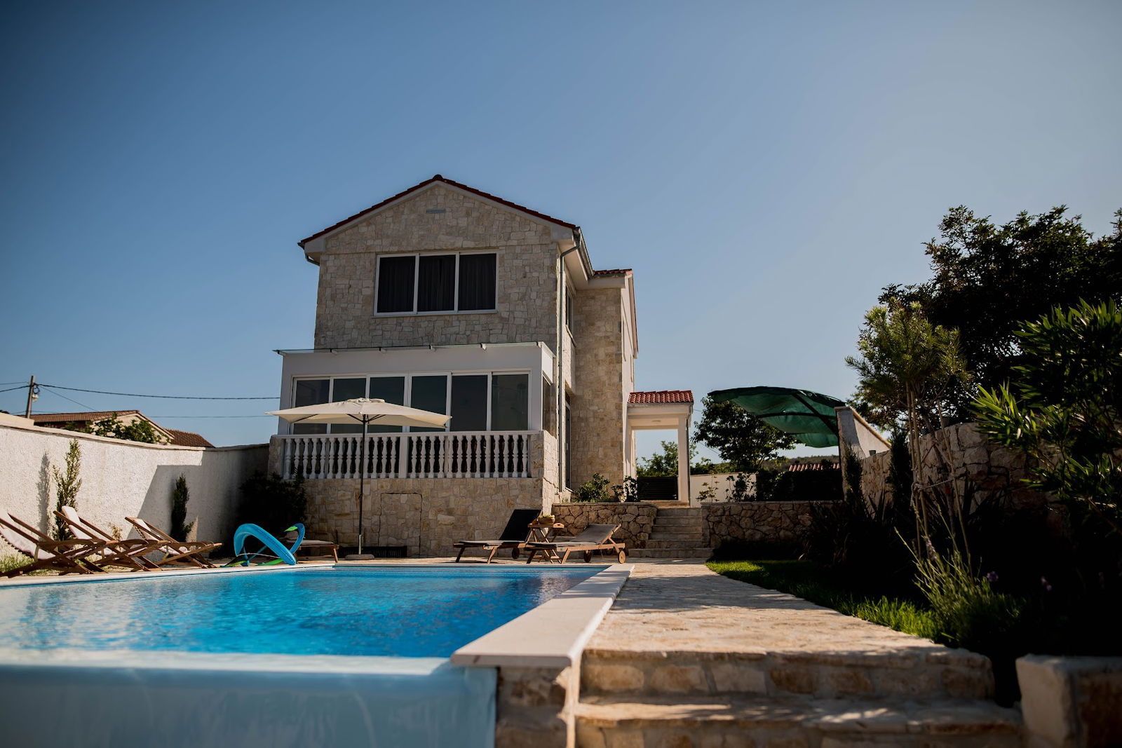 Holiday House La Familia