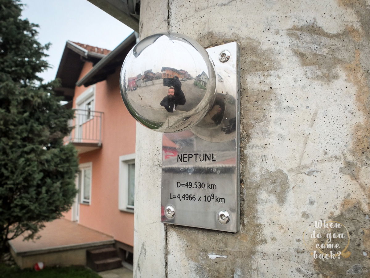 Nine views - Neptune