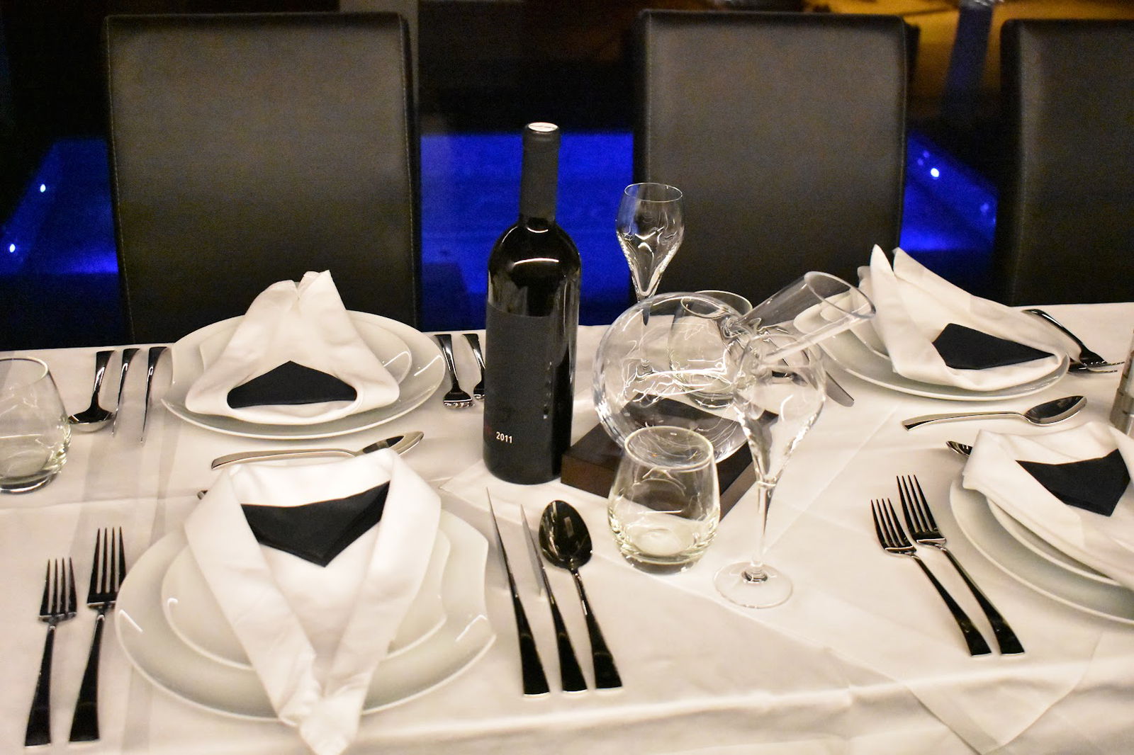 SKY BEACH Restaurant & Rooftop Bar