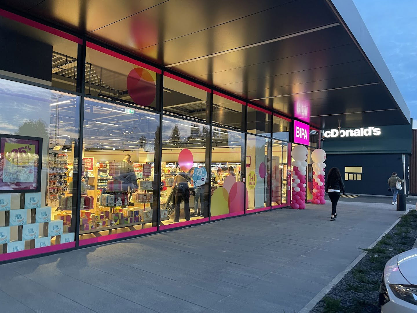 Retail park Branimirova