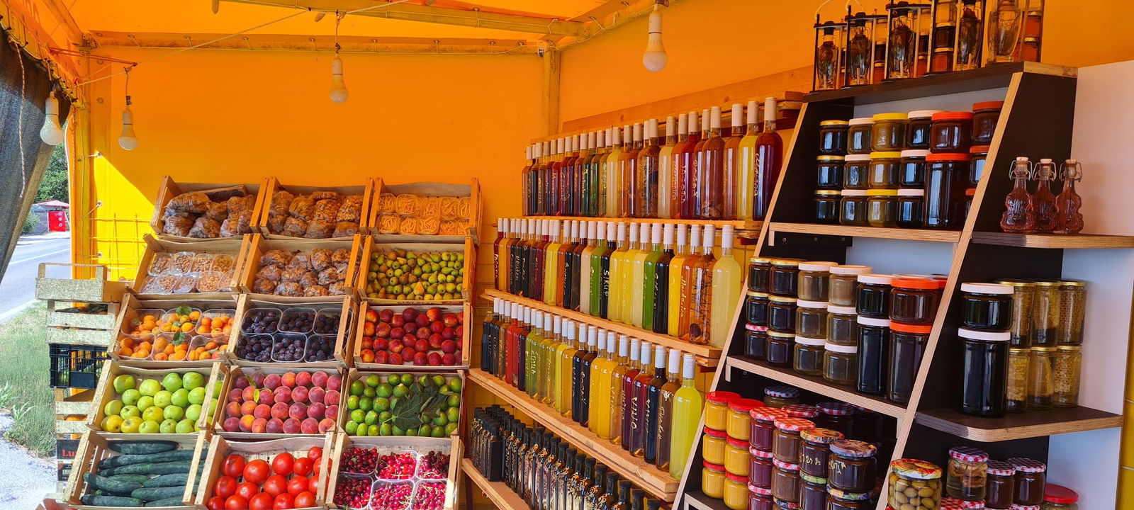 OPG Petrić - Domestic Fruit Store