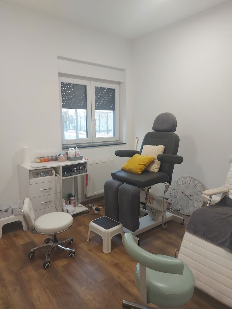 Glimpse jdoo, Medicinska pedikura i usluge