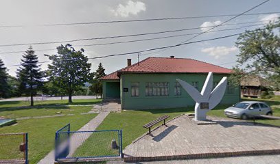 Glumčevo brdo - Škola