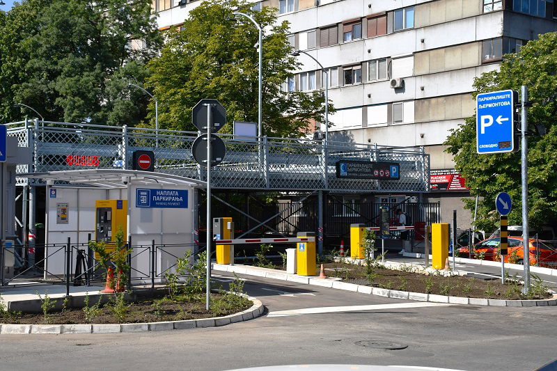 Parkiralište "Ljermontova"
