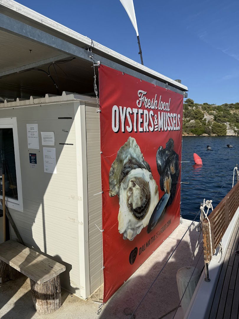 Raft 22 - Fresh Oysters & Mussels