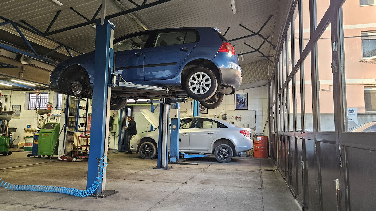 Ауто центар ТОФА