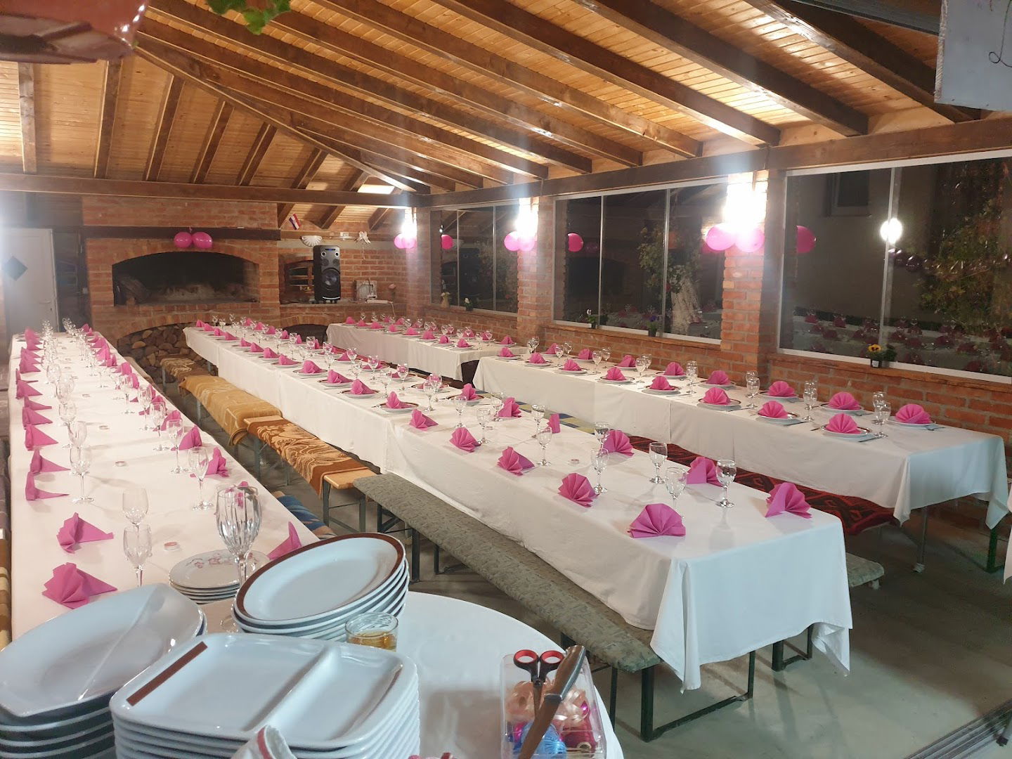 DOMAĆE MESNICE KAMENSKI D.O.O.