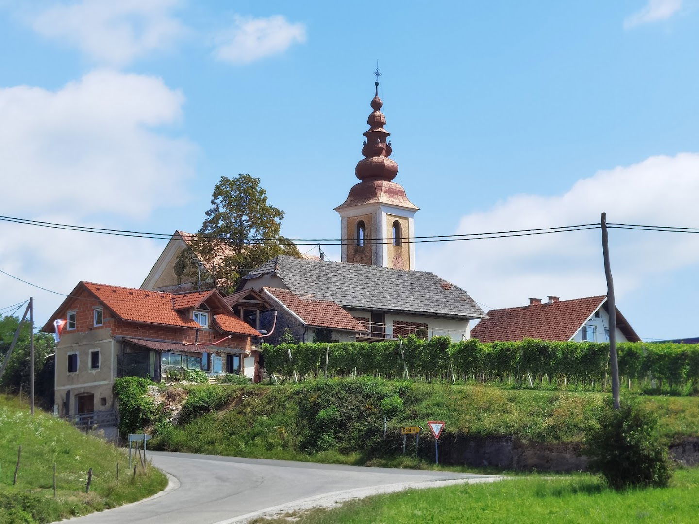 Župnija Radovica