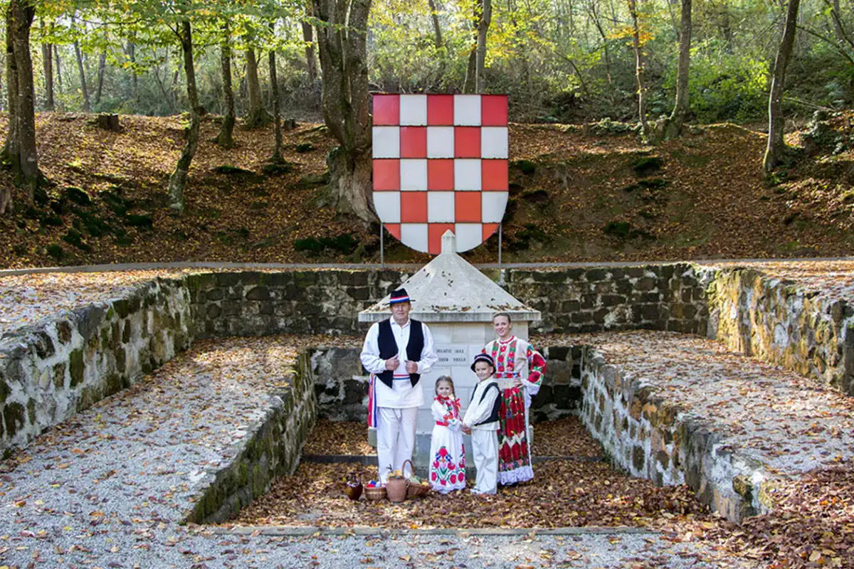 Jelačić Vrelo, Velika Vranovina, Topusko