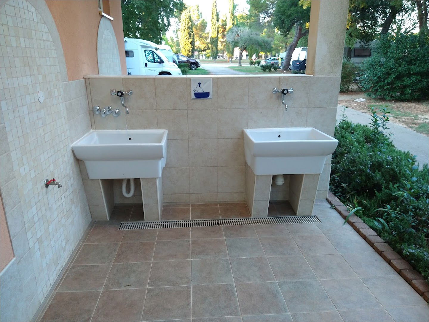 Sanitär Gebäude Nr. 5