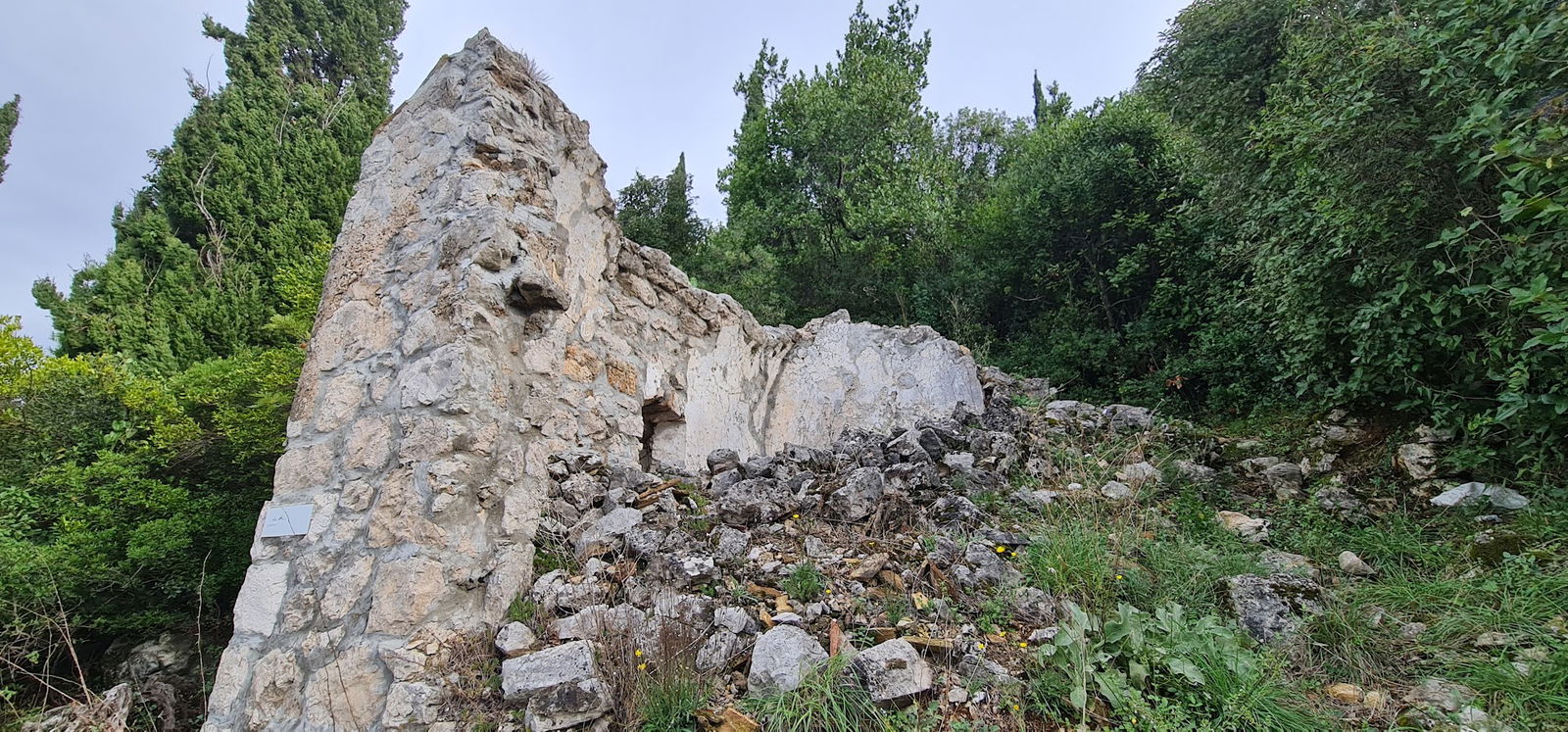 Church of St. Anne (remains)