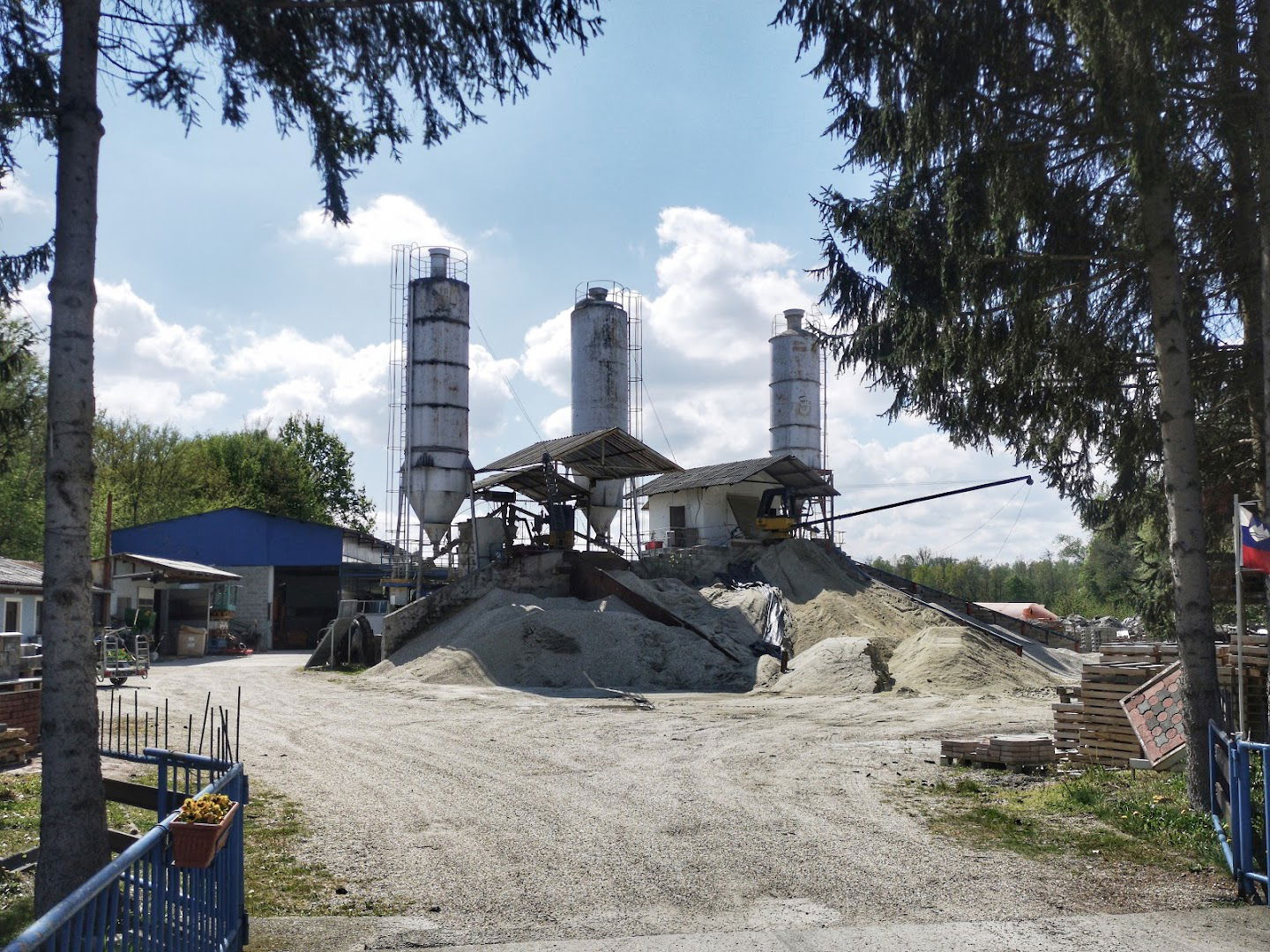 Betonski izdelki Balažic, proizvodnja, prodaja in transport d.o.o.