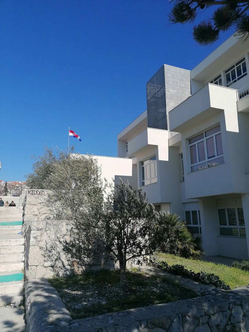 Faculty of Civil Engineering, Architecture and Geodesy