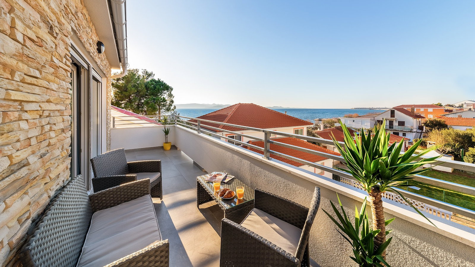 Sun & Salt Apartments