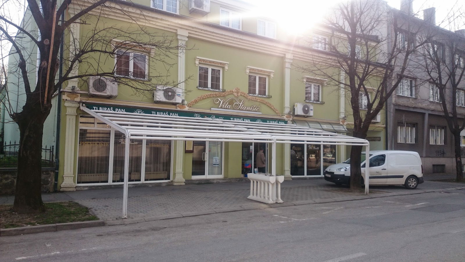 Hotel Villa Stanisic, restaurant & lounge bar