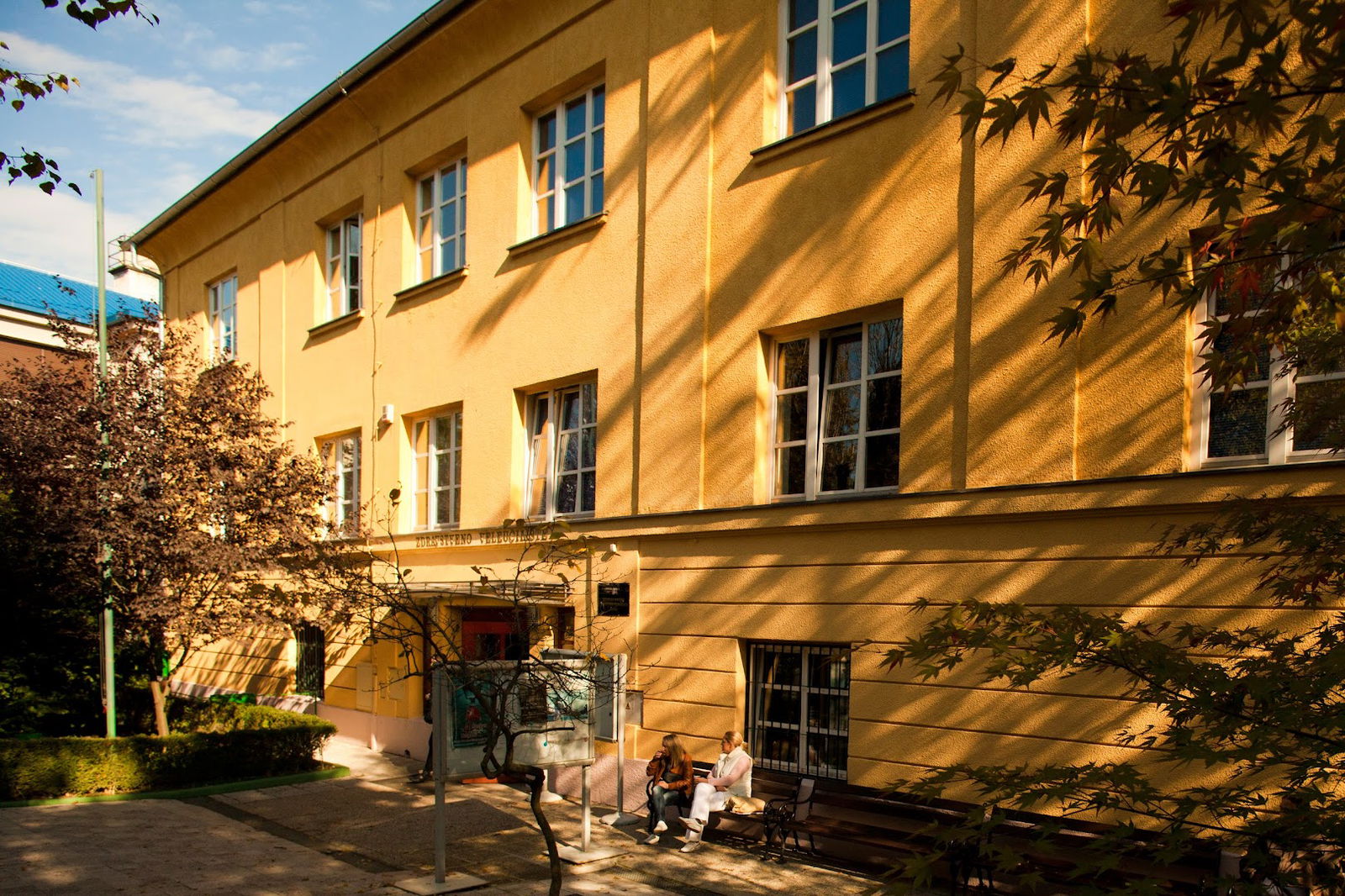 University of Applied Health Sciences