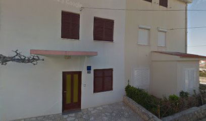 Apartments Car Novalja