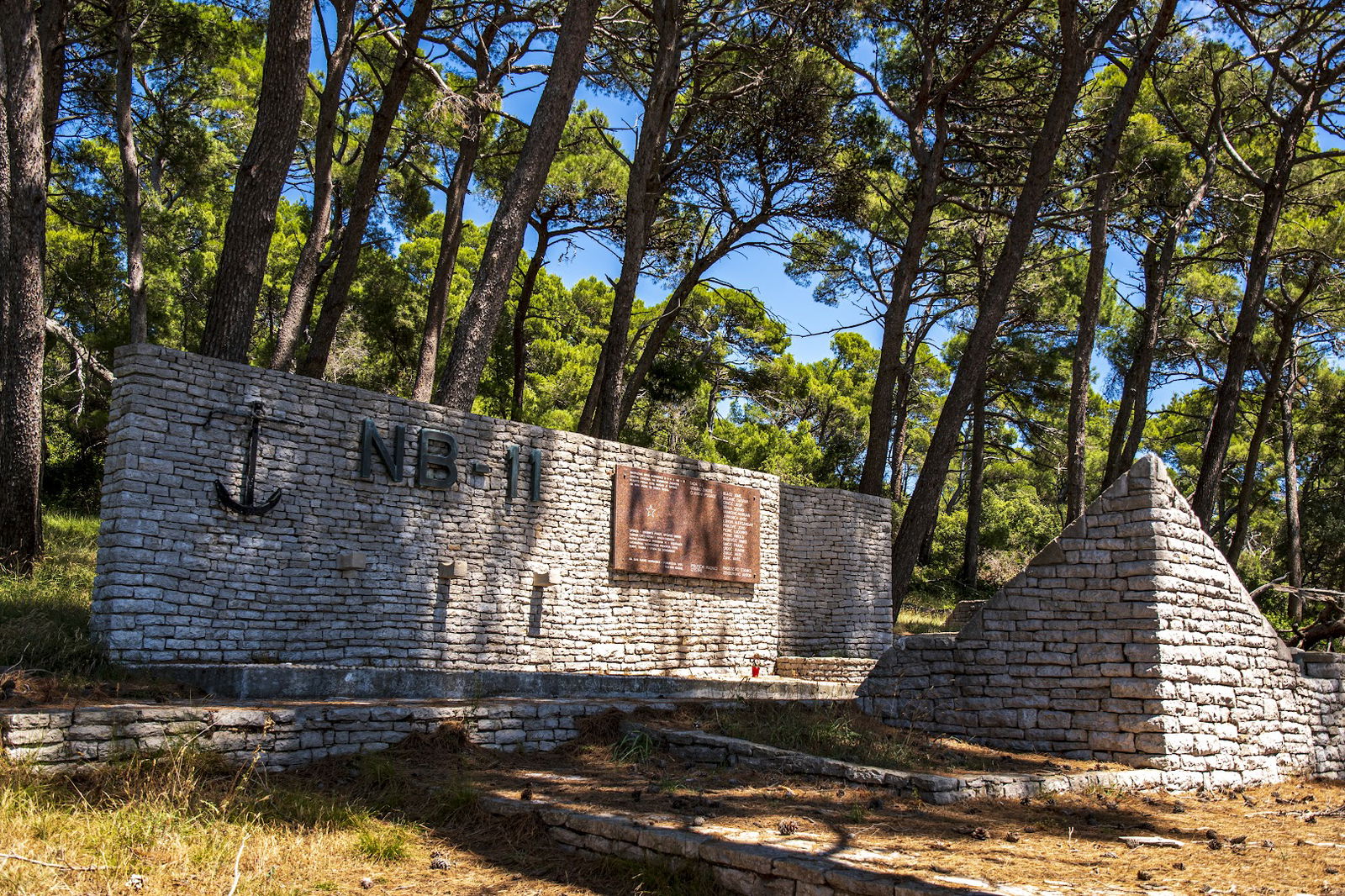 NB-11 Denkmal Monumento Caduti