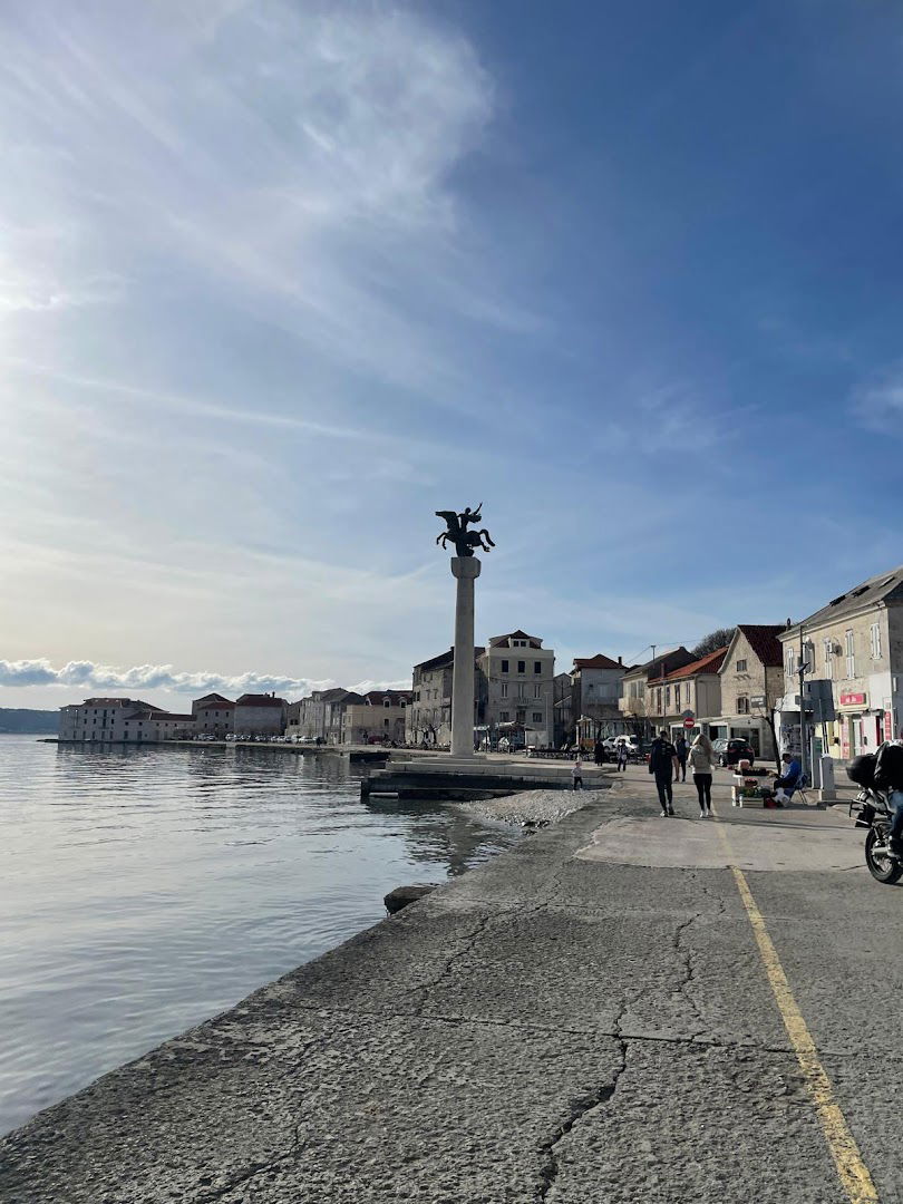 The Herald of Freedom monument