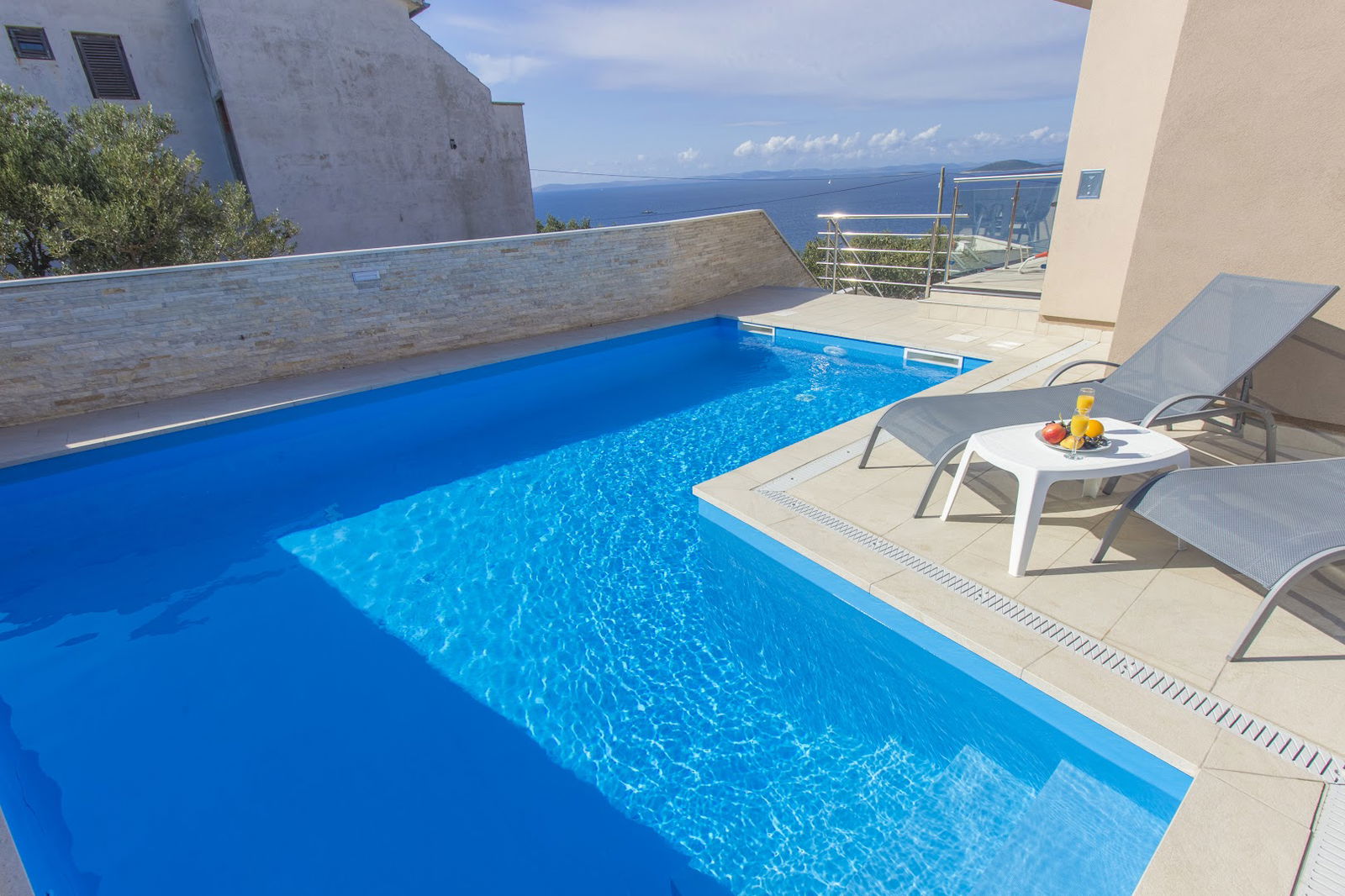 Villa Top of Murter - Luxury Apartments