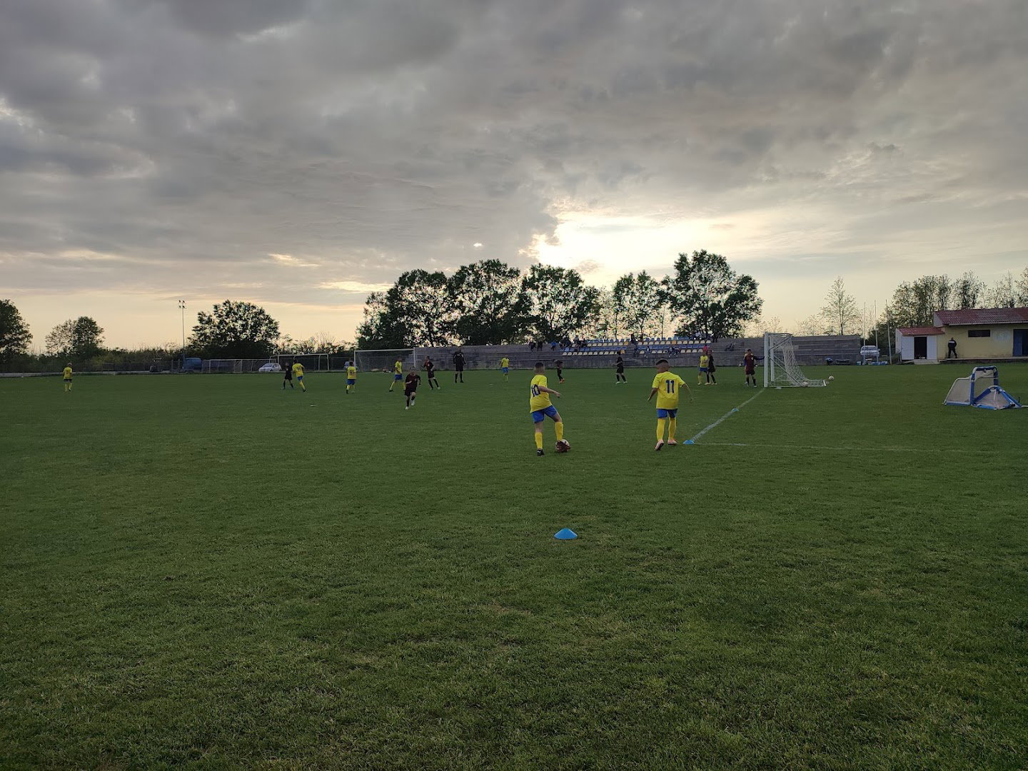 Nogometno igralište