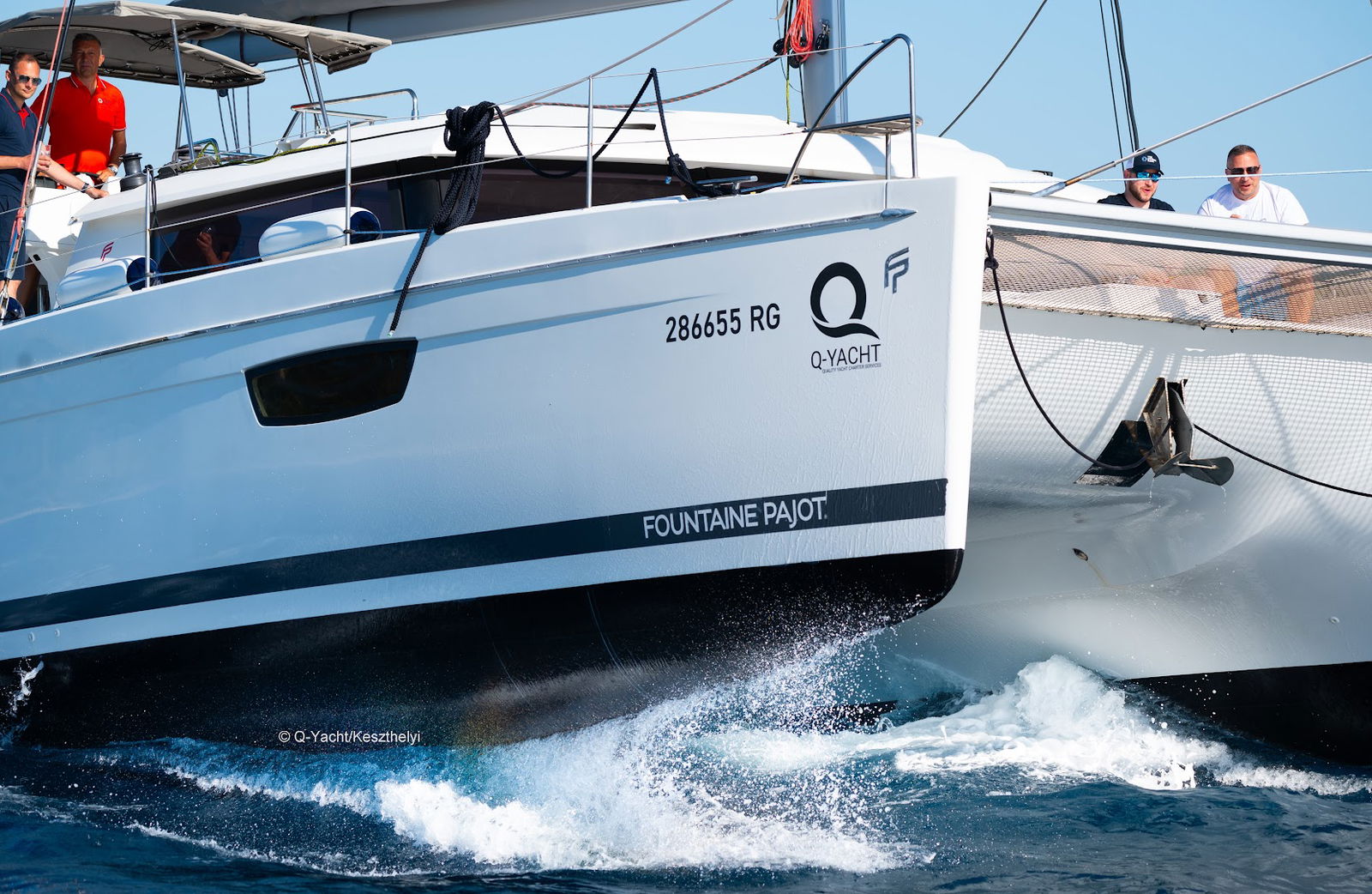Q-Yacht