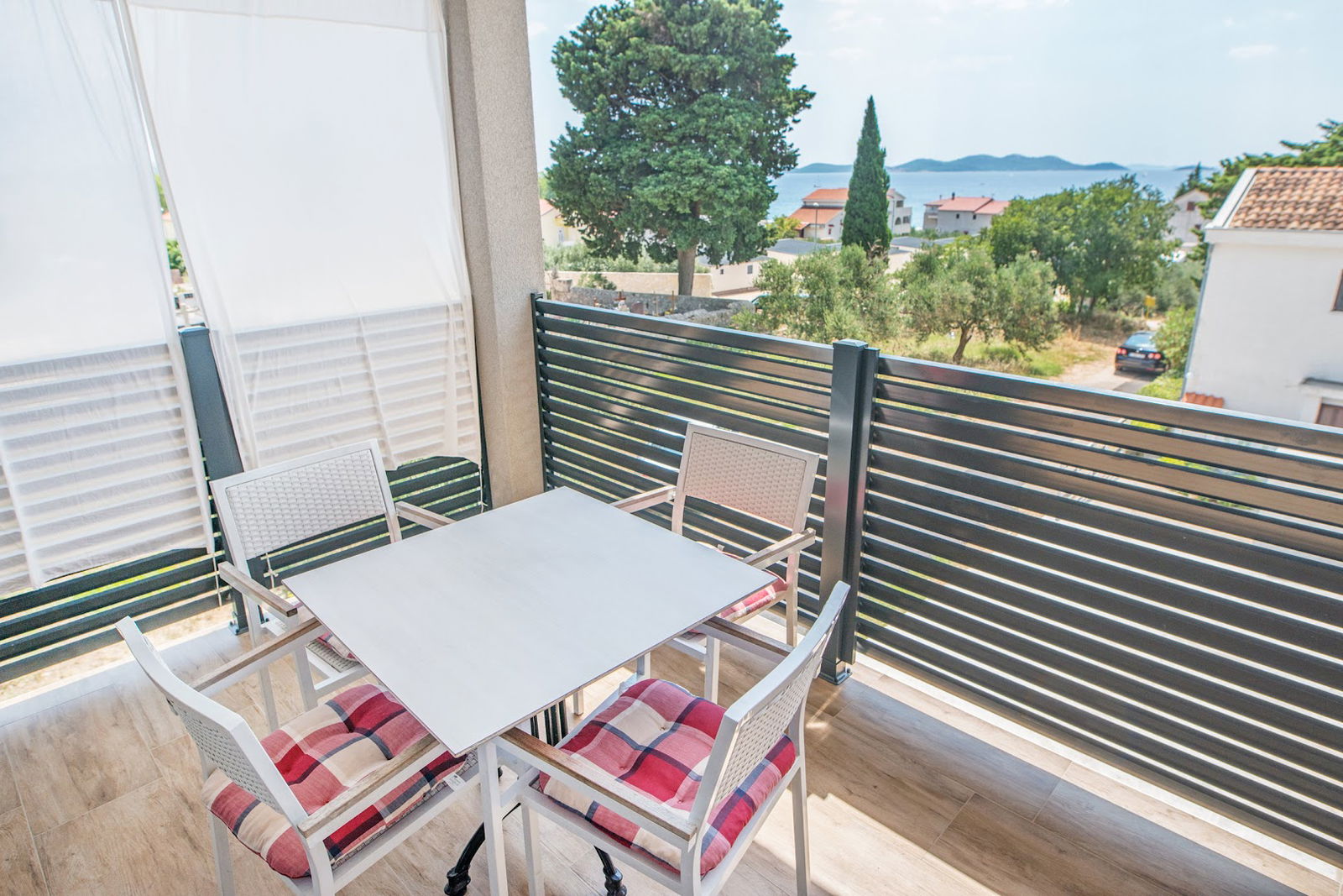 Apartment Tomislav Pakostane