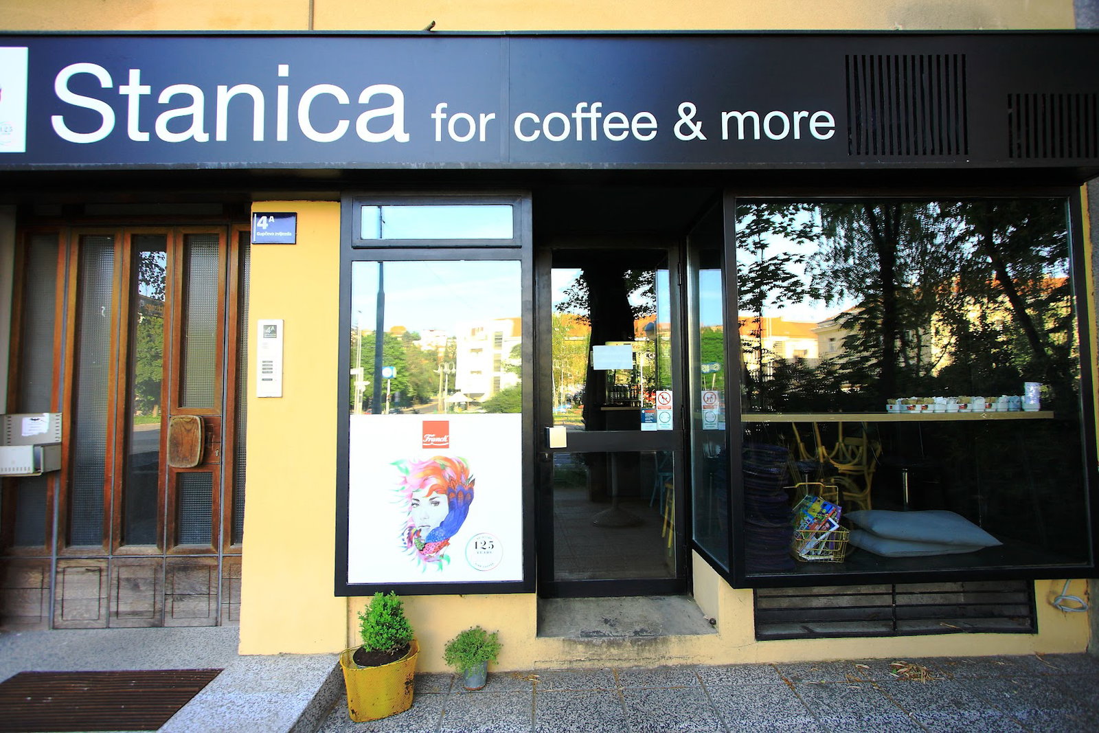 Stanica for coffee & more