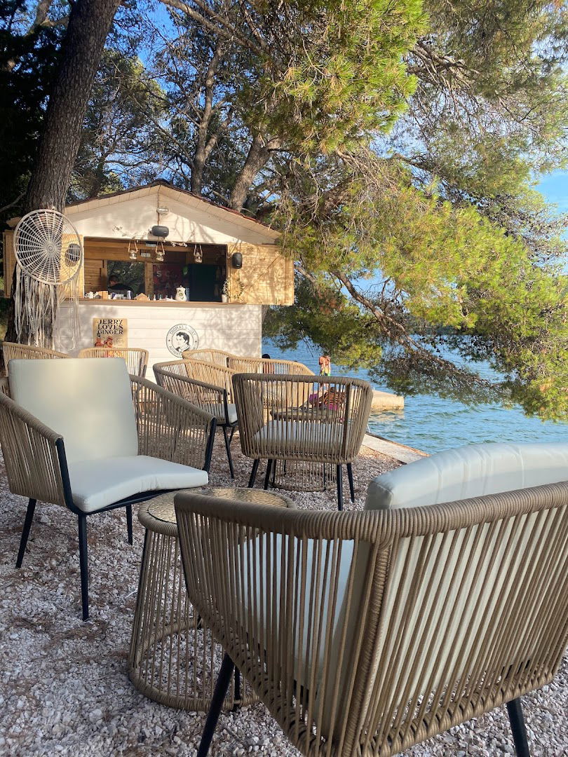 Beach bar Zvizda