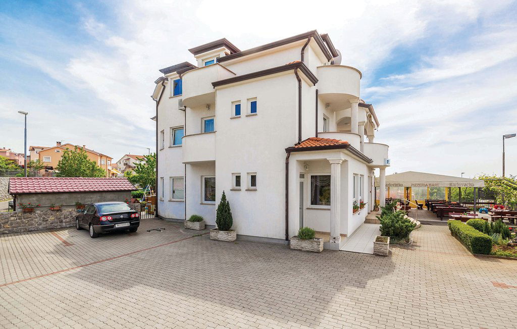 Apartments Villa Bare