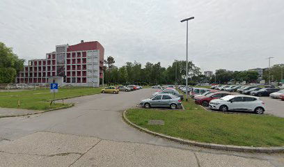 Ul. Radoslava Cimermana 1 Parking