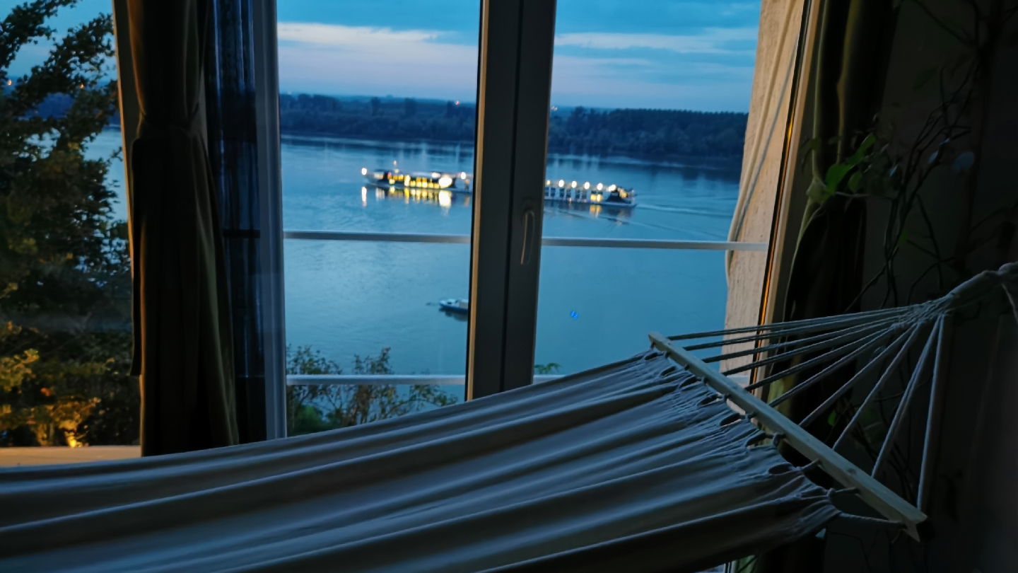 Gardos riverview APARTMENT