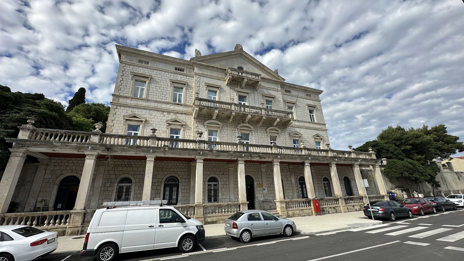 Odjel za ekonomiju i poslovnu ekonomiju Sveučilište u Dubrovniku