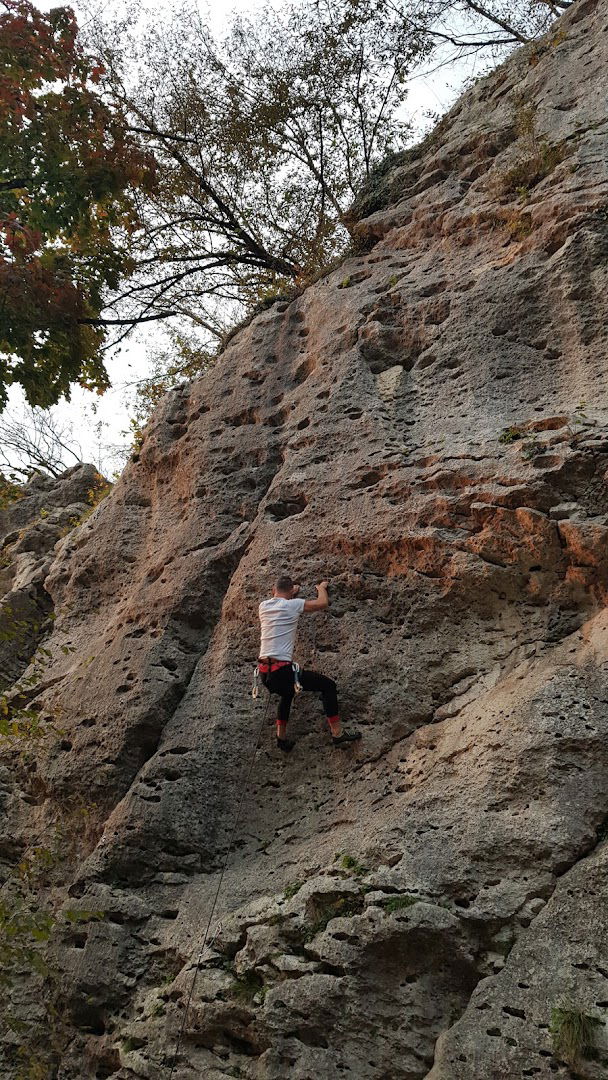 Armesko rock climbing