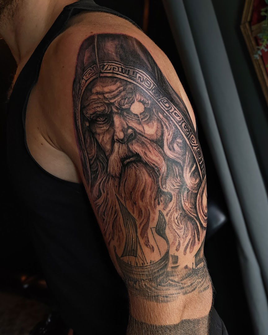 Poludnica Tattoo Studio