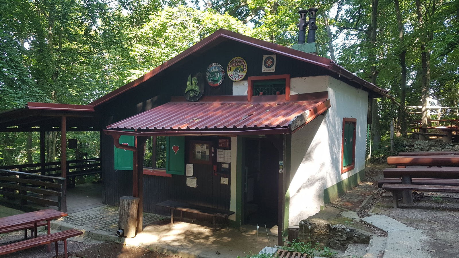 Planinarski vrh ''Kameni svati''