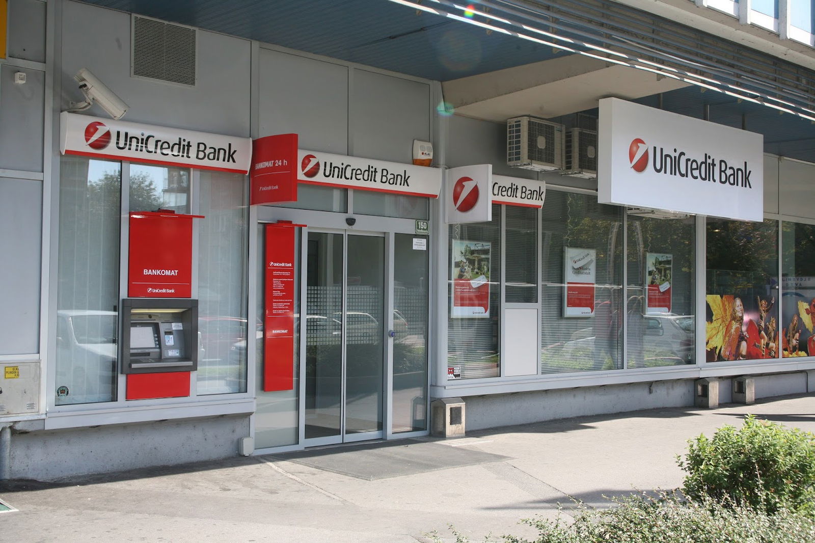 UniCredit Banka Slovenija d.d., Poslovalnica Celovška 150