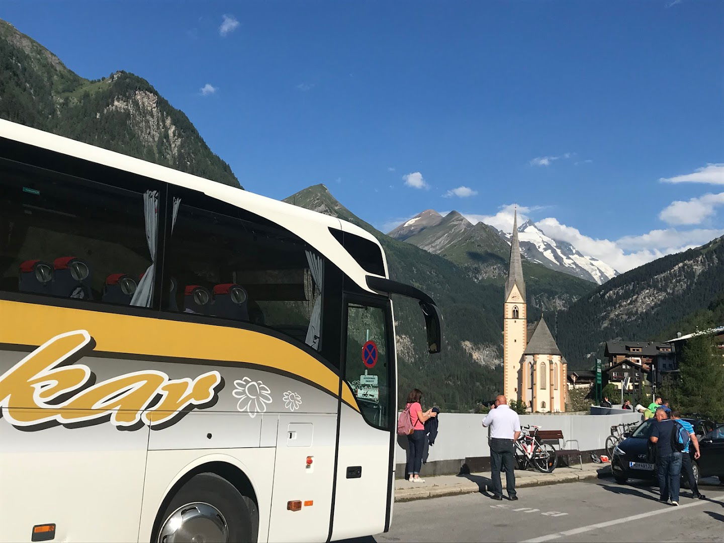 Avtobusni in kombi prevozi, turistična agencija Vrankar Edita Vrankar s.p.