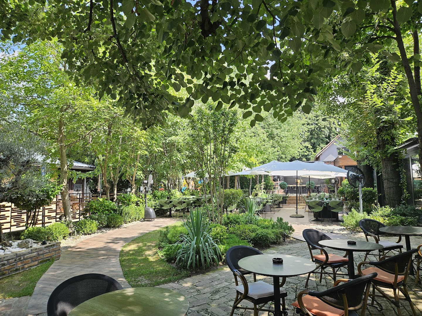 Tri Тačke Gastro Lounge