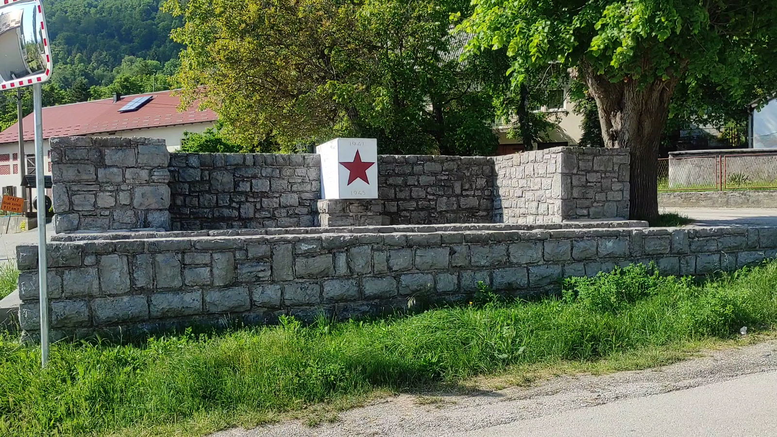 Spomenik palim borcima hrvatskih i slovenskih brigada