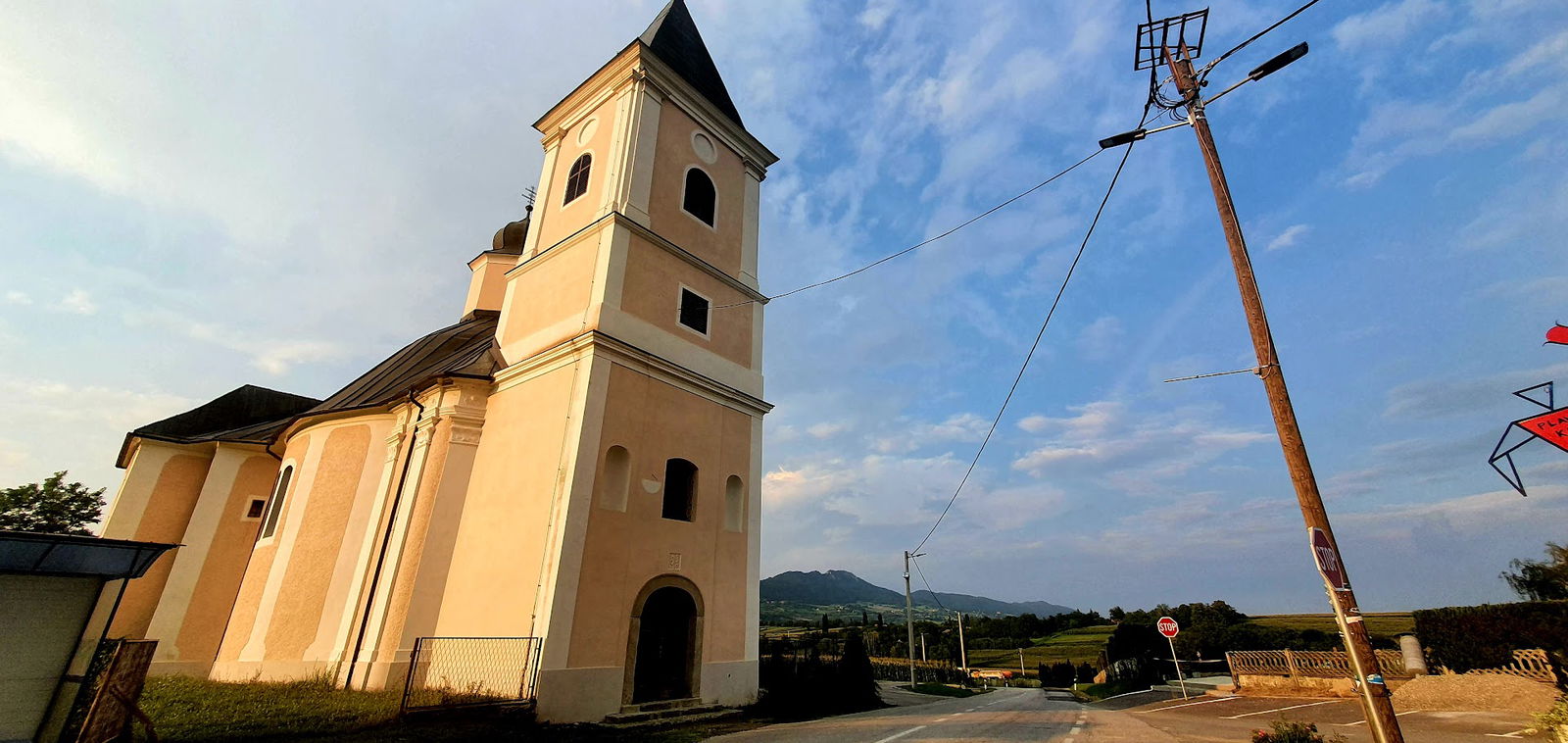 Crkva sv. Franjo Ksaverski