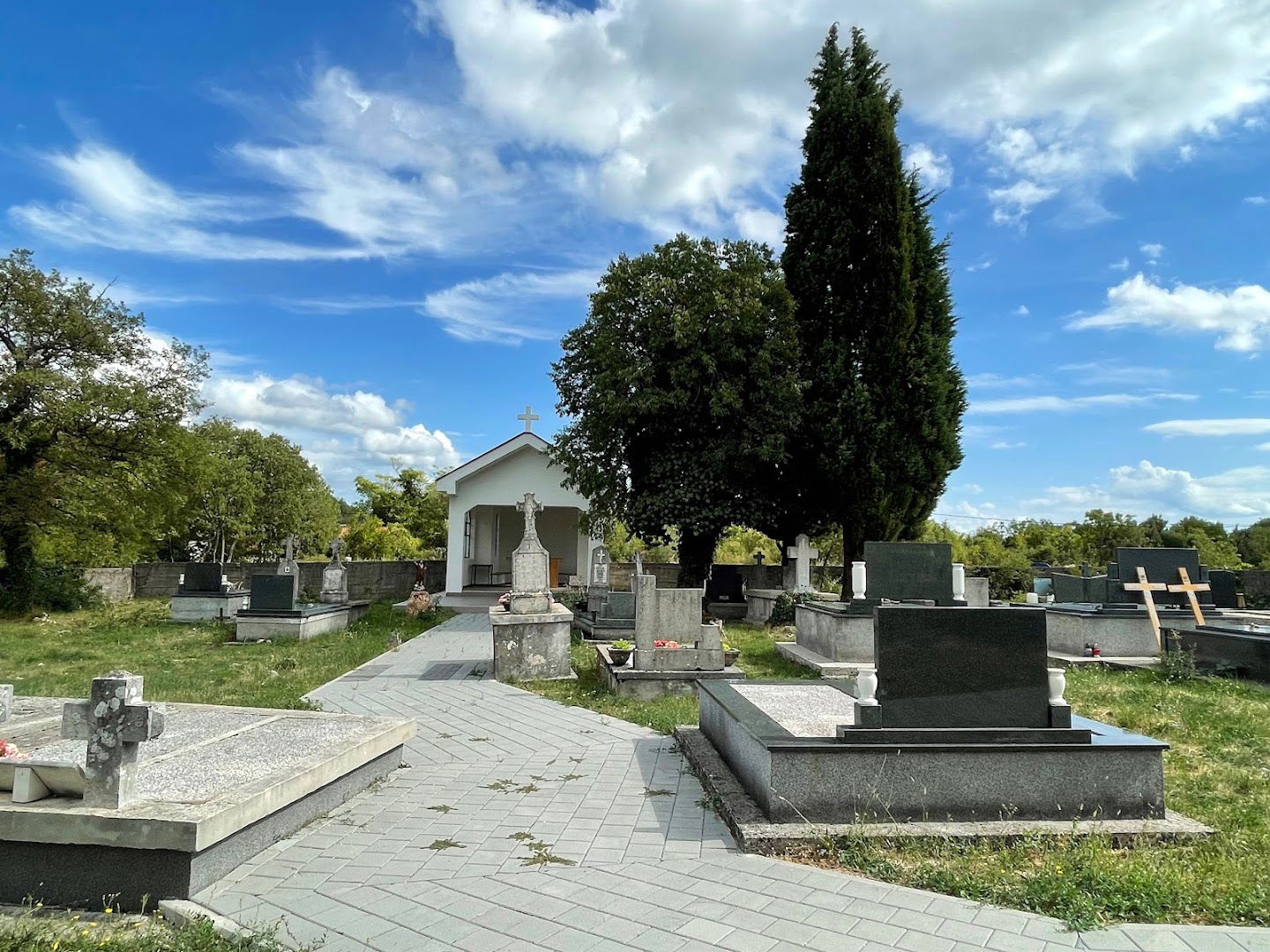 Burića groblje Blizanci